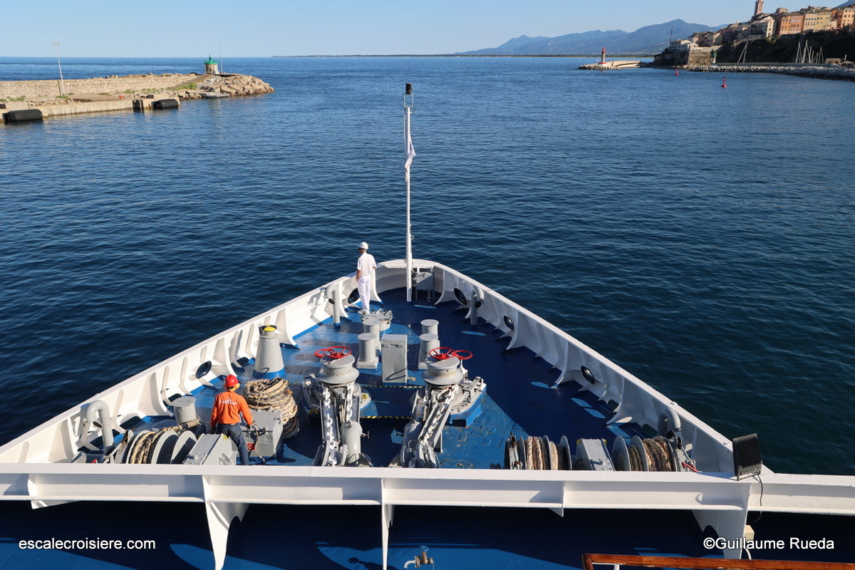 La Belle des Océans - CroisiEurope - Passerelle