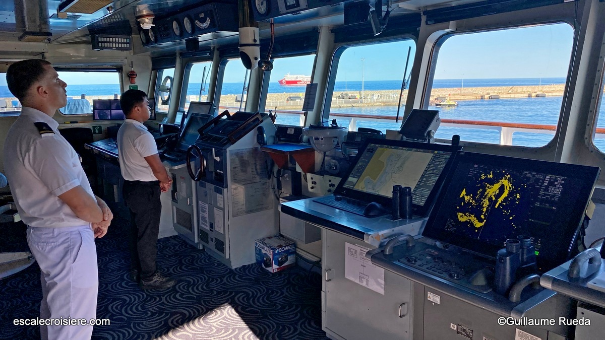 La Belle des Océans - CroisiEurope - Passerelle