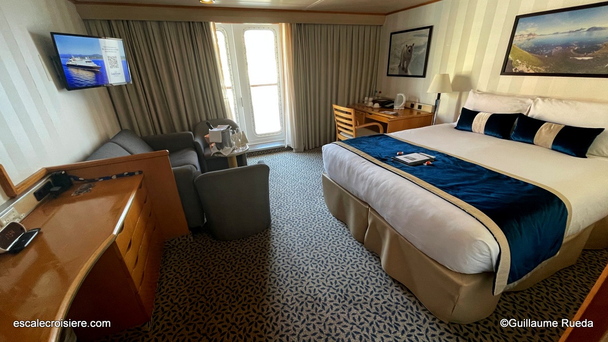 La Belle des Océans - CroisiEurope - Suite 603