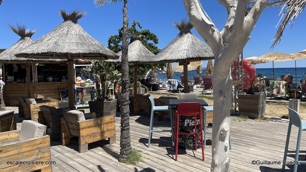 Paillotte à la plage de Pietracorbara - LBO (2)