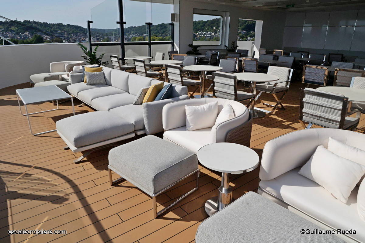 Mistral bar - Ilma - The Ritz-Carlton Yacht Collection