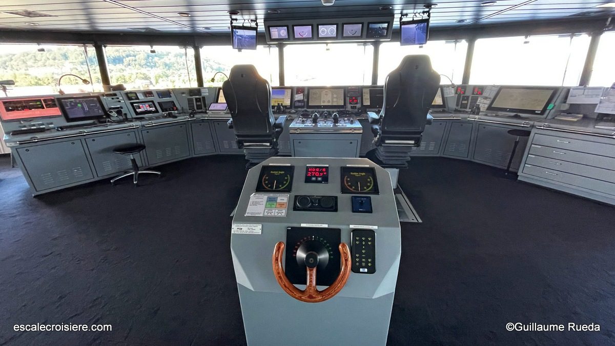 Passerelle - Bridge - Scenic Eclipse