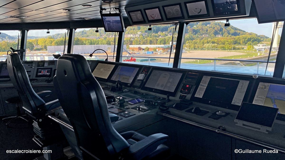 Passerelle - Bridge - Scenic Eclipse