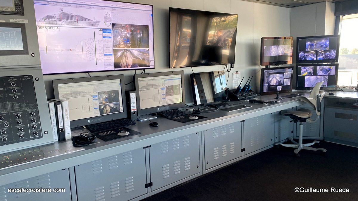 Passerelle - Bridge - Scenic Eclipse