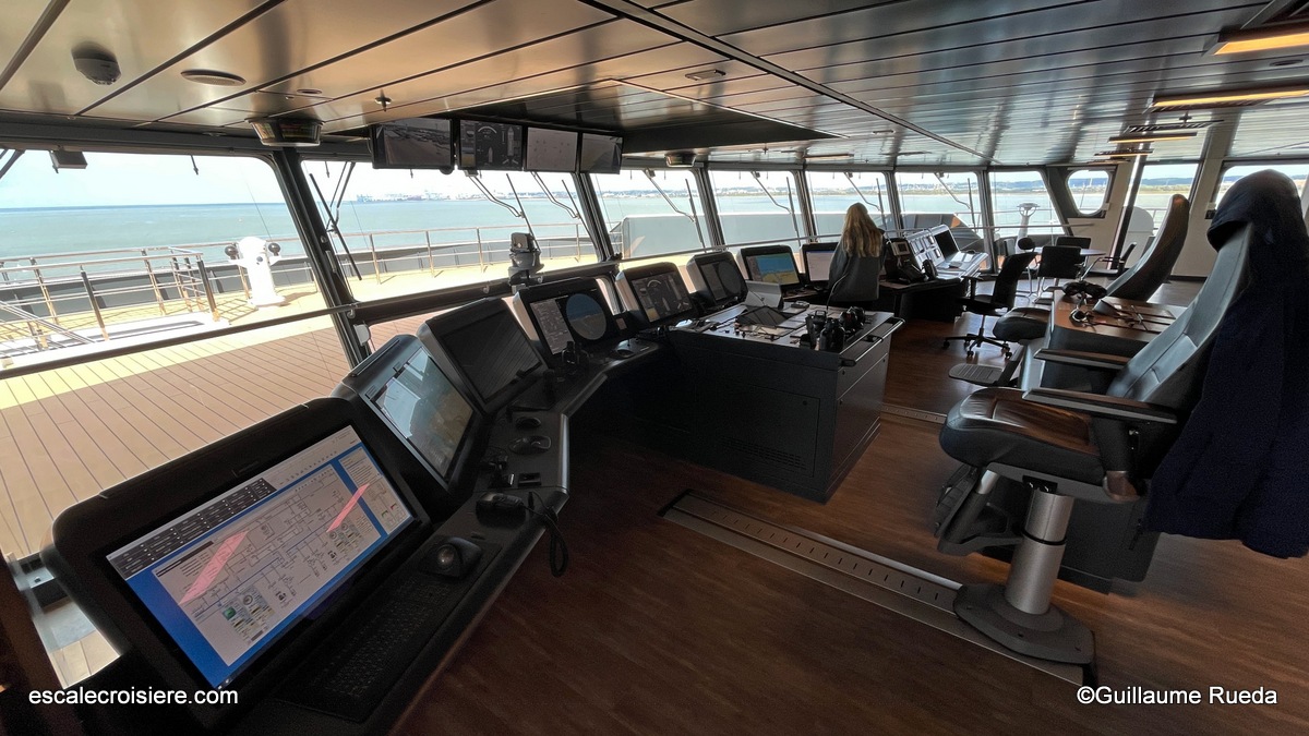 Passerelle - Ilma - The Ritz-Carlton Yacht Collection