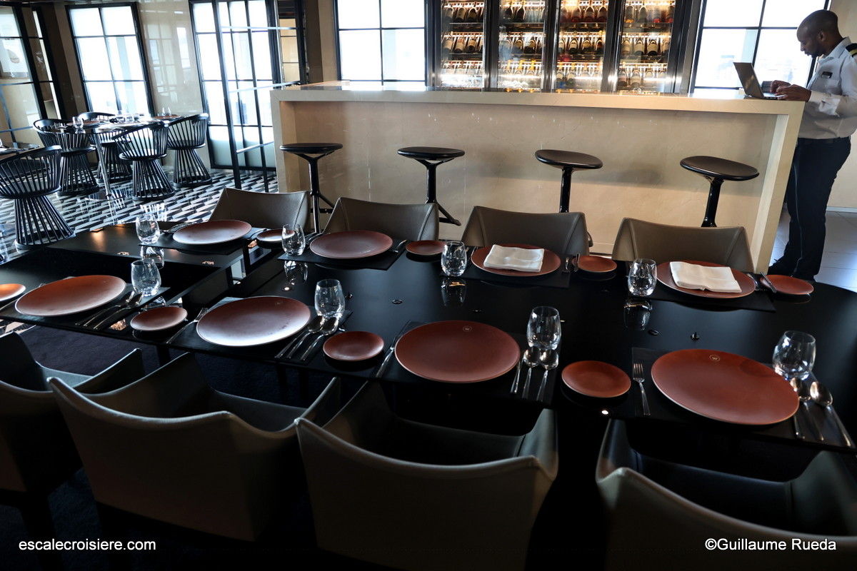 Restaurant Lumière - Scenic Eclipse