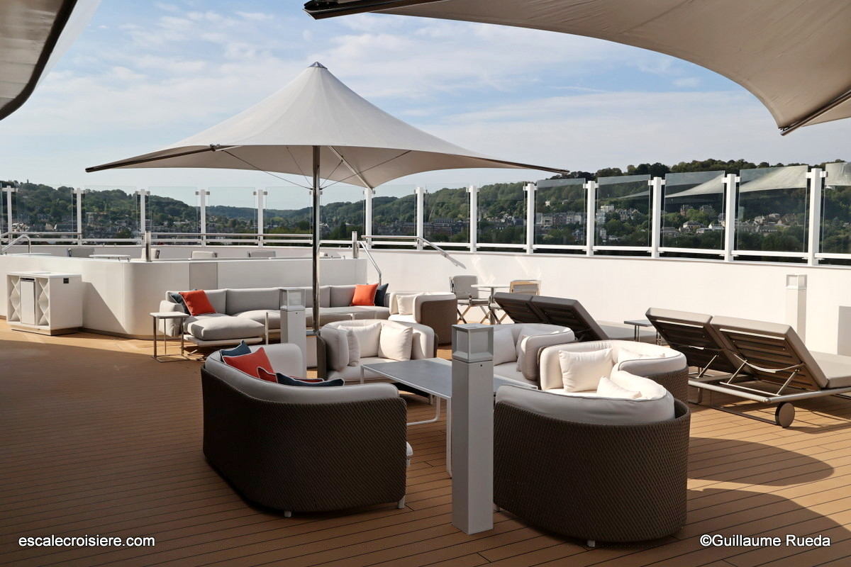 The Observation Terrace - Ilma - The Ritz-Carlton Yacht Collection