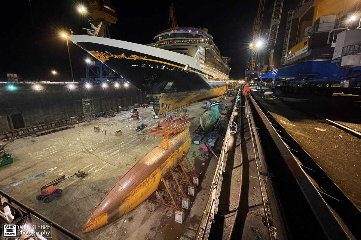 Disney Fantasy - Damen Brest ©Yannick Le Bris