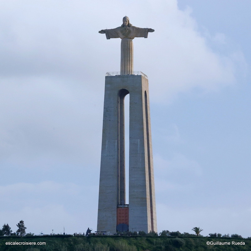 Lisbonne - Statue du Christ Roi