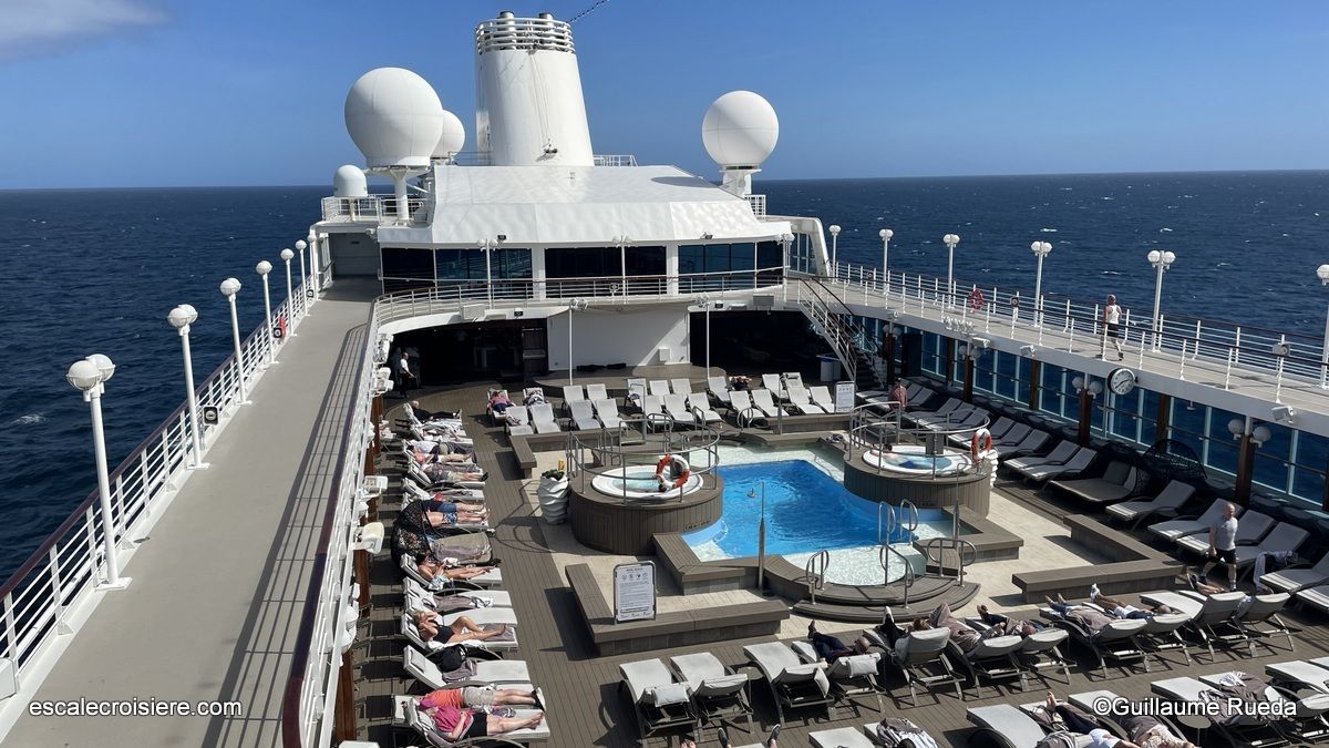 Piscines et jacuzzis - Azamara Journey