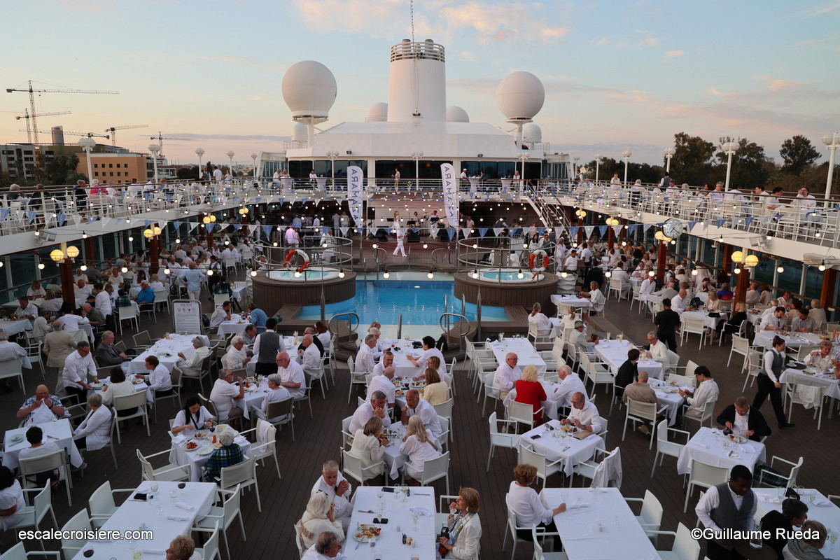 Soirée blanche Azamara Journey White Night Party