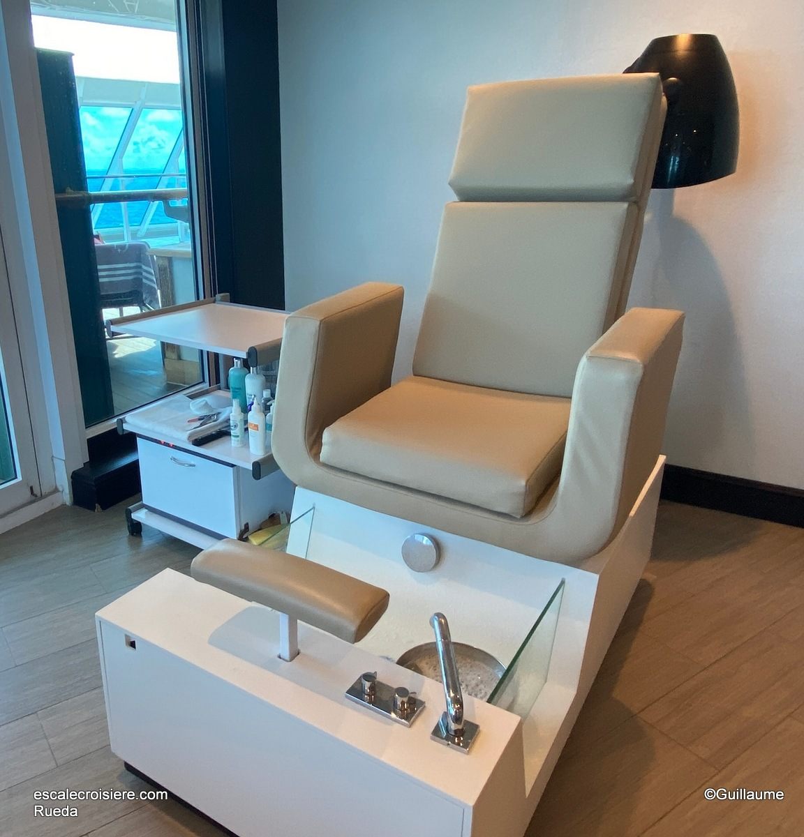 The Sanctum spa - Azmara Journey