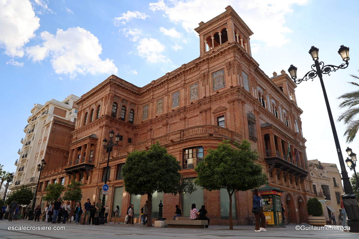 Avenue de la Constitucion - Teatro Coliseo España - Séville