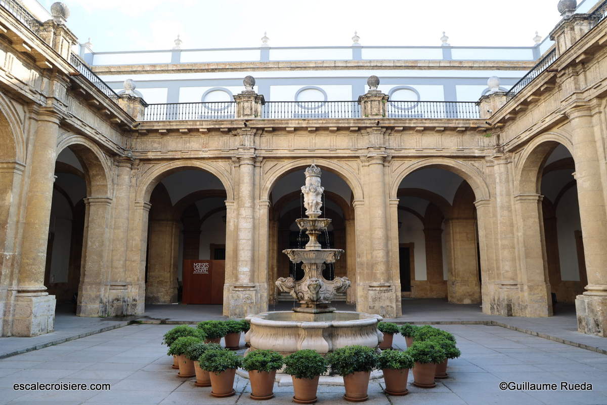 Université de Séville - Real Fábrica de Tabacos