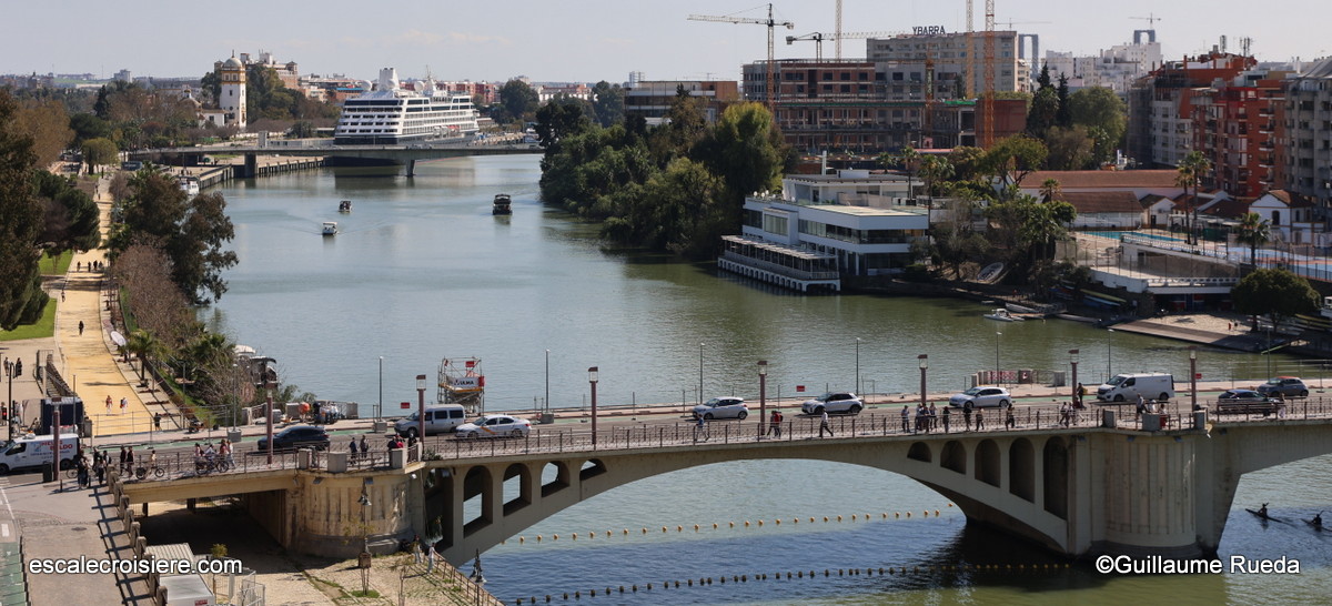 Vue de la Torre del Oro - Séville