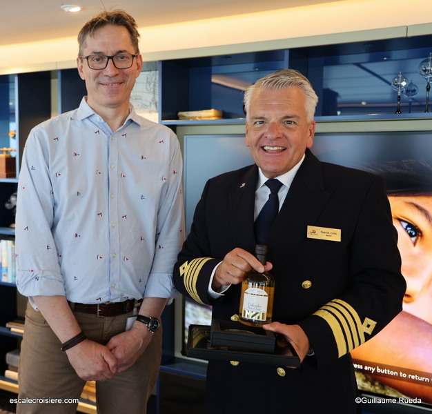 Christophe Buisson - Captain Patrick Critti - Viking Saturn