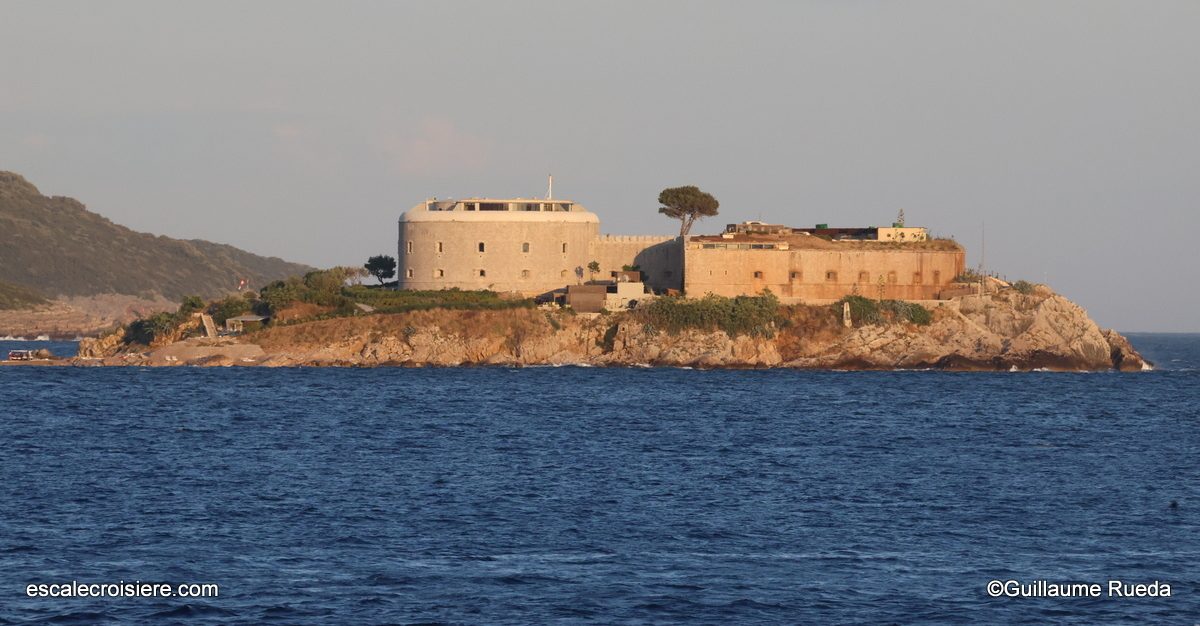 Kotor - Forteresse Mamula Fortress