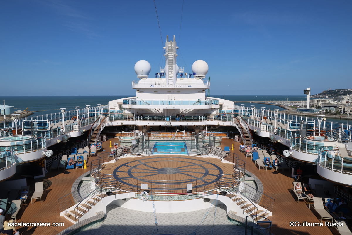 Piscine exterieure - Majestic Princess