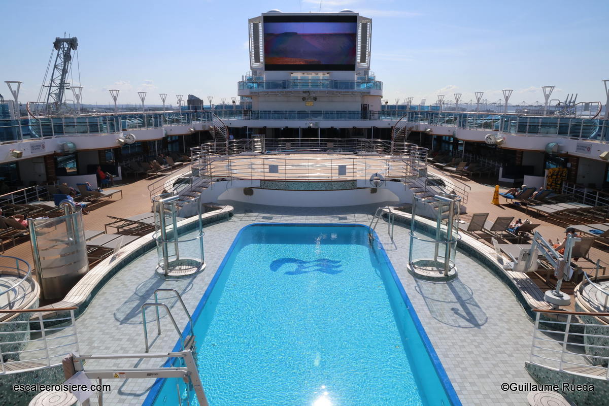 Piscine exterieure - Majestic Princess