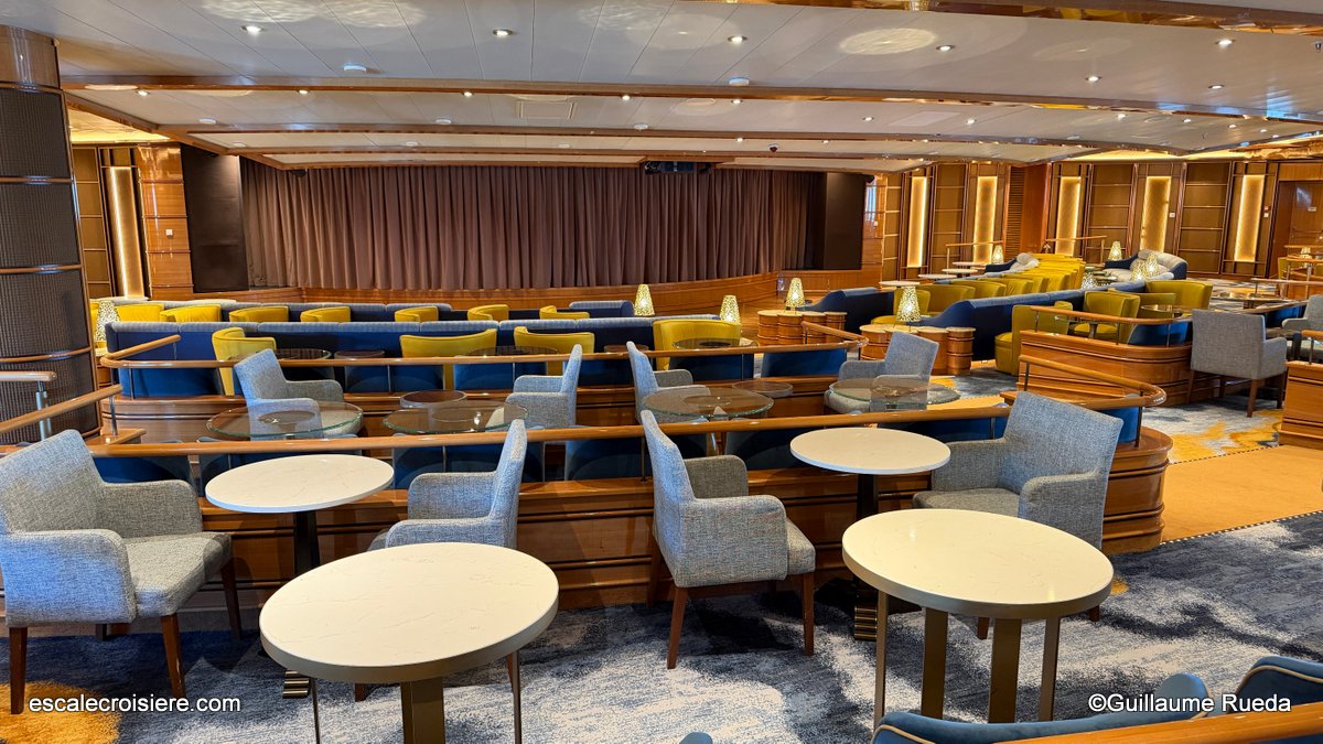 Vista Lounge - Majestic Princess