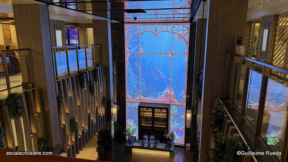 Atrium - Vidantaworld's ELEGANT