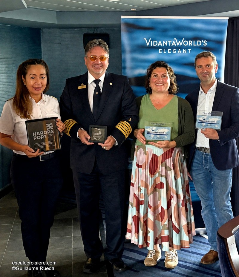 Captain Taras Kolomoyets - Bénédicte Jouatel - Laurent Laemlé - Vidantaworld's ELEGANT