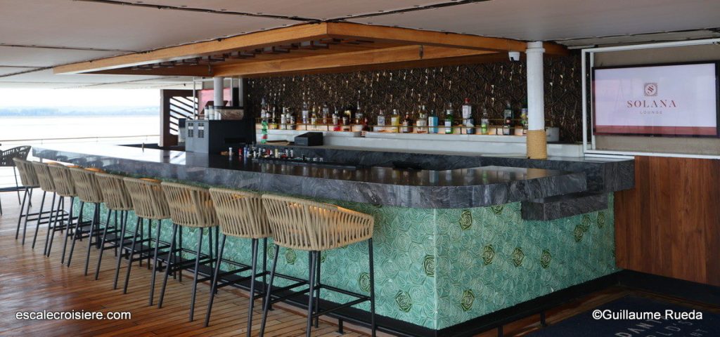 Solana Lounge - Vidantaworld's ELEGANT